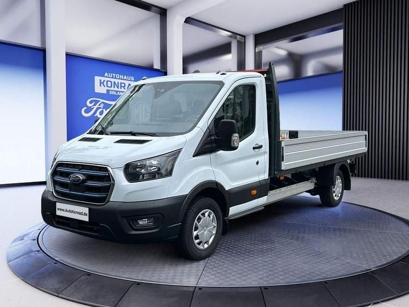 Gebraucht Ford E-Transit Trend 135 kW (184 PS) 2024 Weiß Van