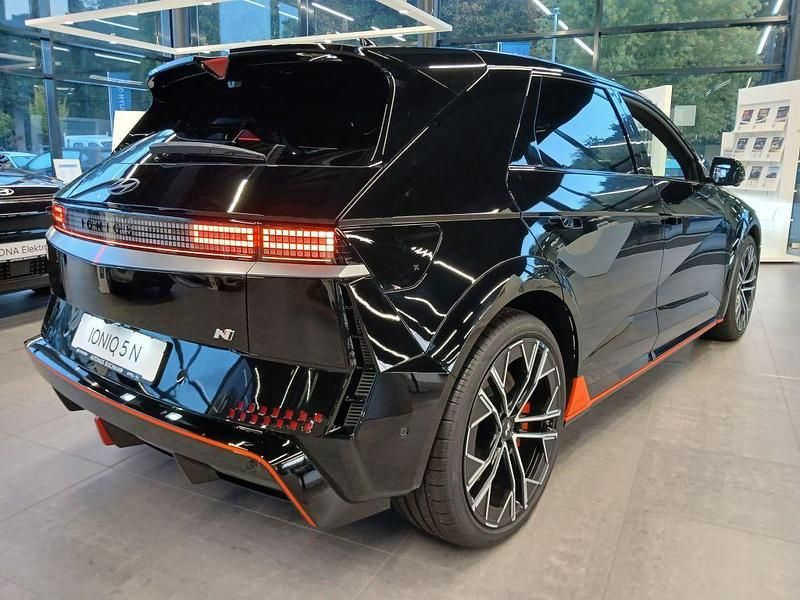 Neu Hyundai Ioniq 447 kW (609 PS) 2025 Schwarz Kleinwagen