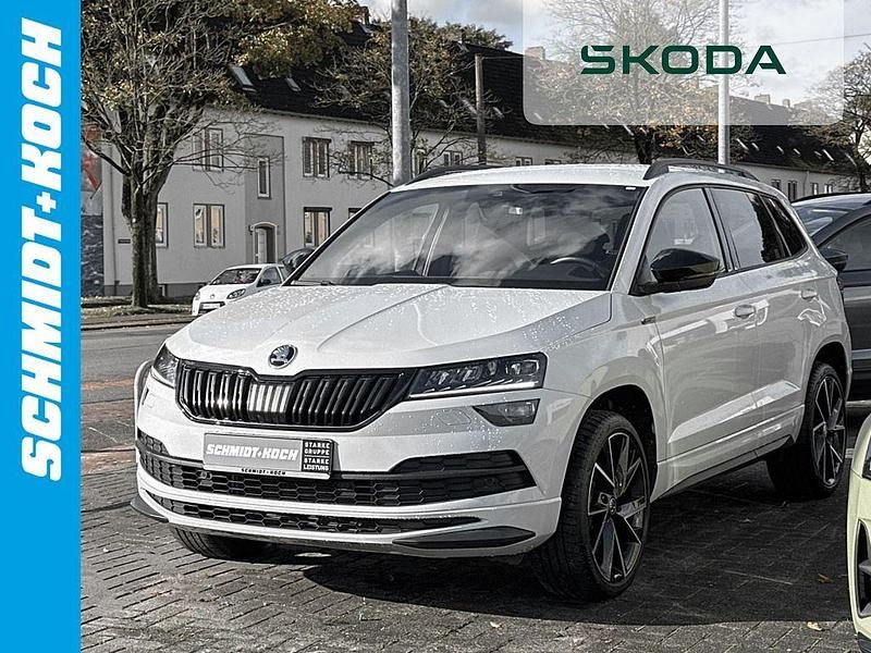 Weiß Gebraucht 2020 Skoda Karoq SportLine SUV | 24.980 € (Fairer Preis) - Bild 1/4