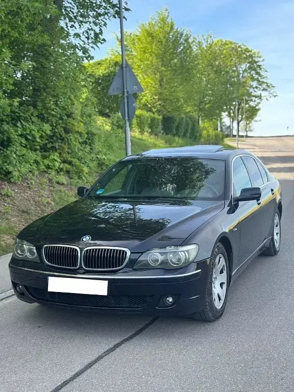 Gebraucht BMW 730 231 PS (169 kW) 2006 Blau Limousine