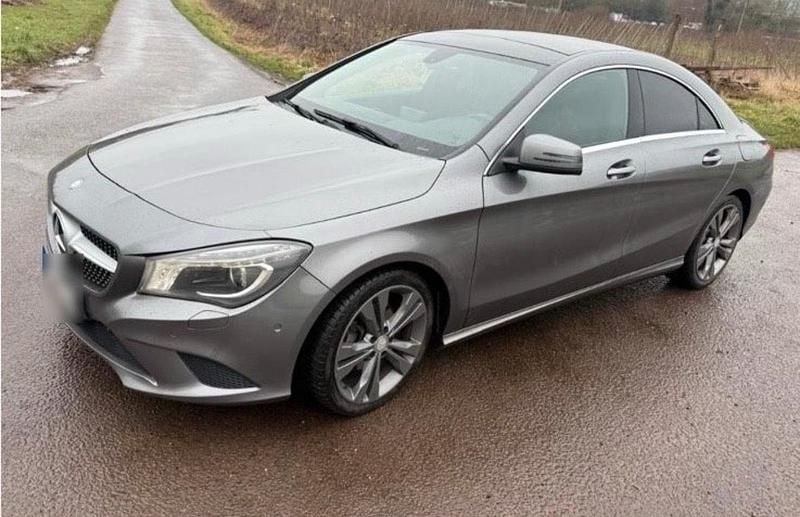 Gebraucht Mercedes CLA220 170 PS (125 kW) 2014 Grau Limousine