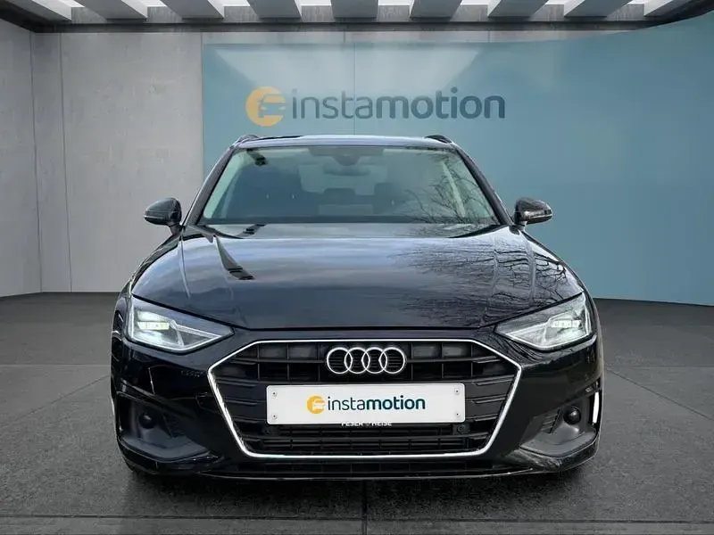 Gebraucht Audi A4 150 PS (110 kW) 2022 Schwarz Kombi