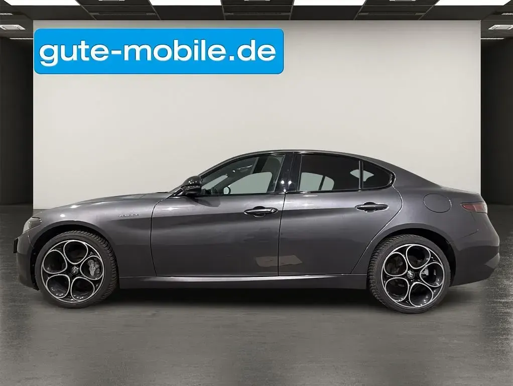 Gebraucht Alfa Romeo Giulia Veloce 280 PS (205 kW) 2023 Grau Limousine