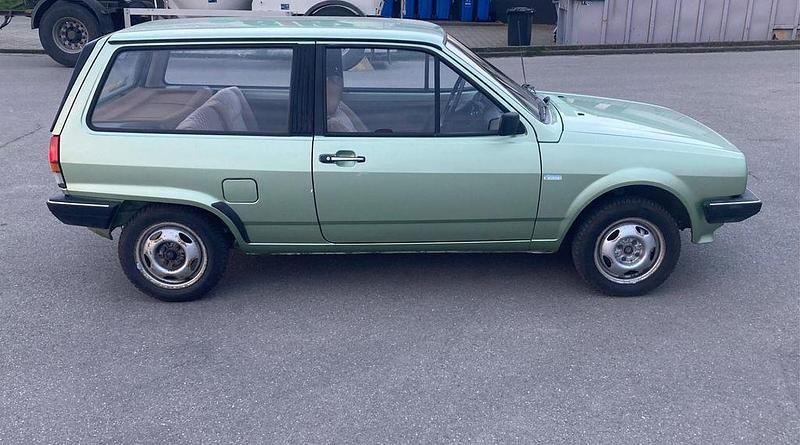 Usata VW Polo 50 CV (36 kW) 1981 Verde Utilitaria