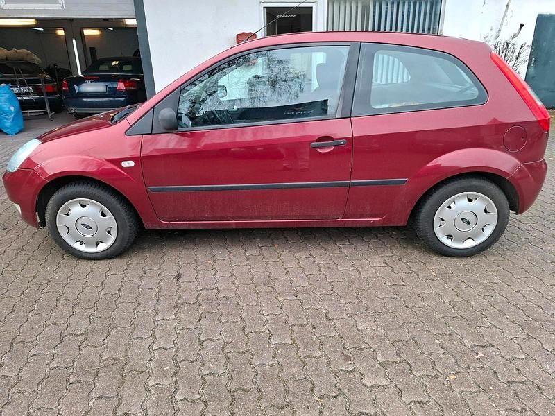 Gebraucht Ford Fiesta 69 PS (50 kW) 2004 Braun Kleinwagen