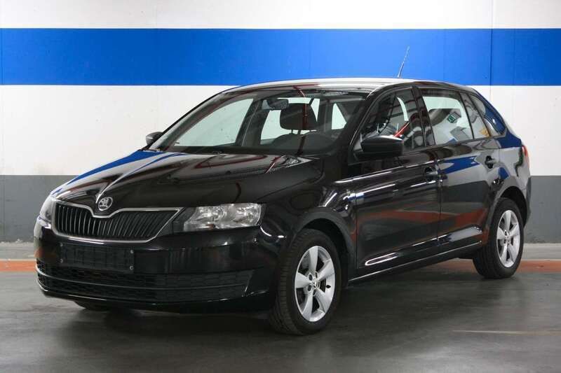Schwarz Gebraucht 2015 Skoda Rapid Limousine | 8.700 € (Fairer Preis) - Bild 1/4