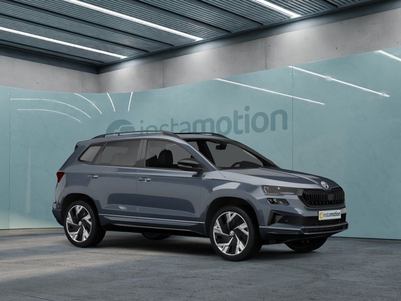 Grau Gebraucht 2024 Skoda Karoq SUV | 39.640 € - Bild 1/4
