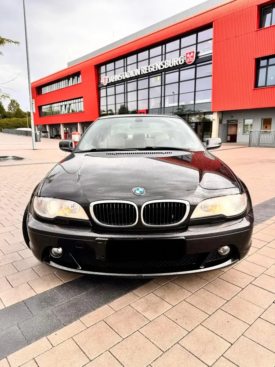 Gebraucht BMW 320 150 PS (110 kW) 2004 Schwarz Coupé