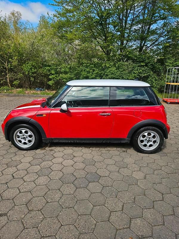 Second-hand Mini ONE 2005 Roșu Hatchback
