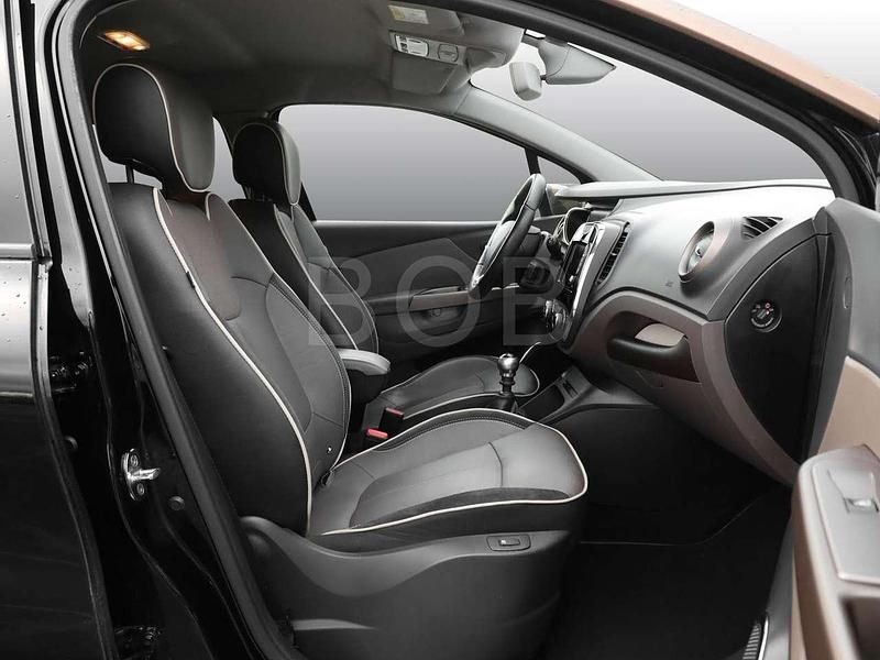 Gebraucht Renault Captur Elysee 110 PS (80 kW) 2016 Schwarz SUV