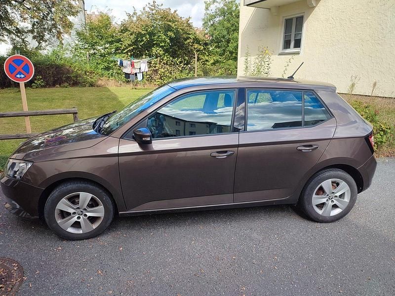 Gebraucht Skoda Fabia Ambition 95 PS (69 kW) 2018 Braun Kleinwagen