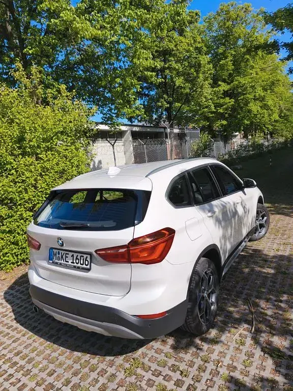 Używany BMW X1 xLine 150 KM (110 kW) 2017 Biały SUV