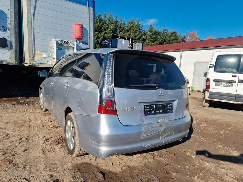 Gebraucht Mitsubishi Grandis Intense 165 PS (121 kW) 2004 Silber Van / Kleinbus