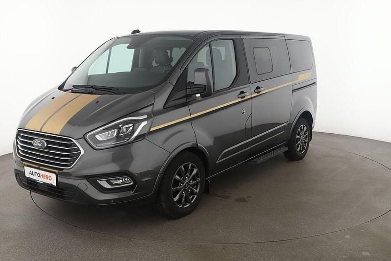 Grau Gebraucht 2020 Ford Tourneo Custom Titanium X Van / Kleinbus | 38.790 € (Guter Preis) - Bild 1/3