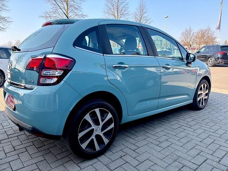 Gebraucht Citroën C3 SELECTION 82 PS (60 kW) 2017 Blau Kleinwagen