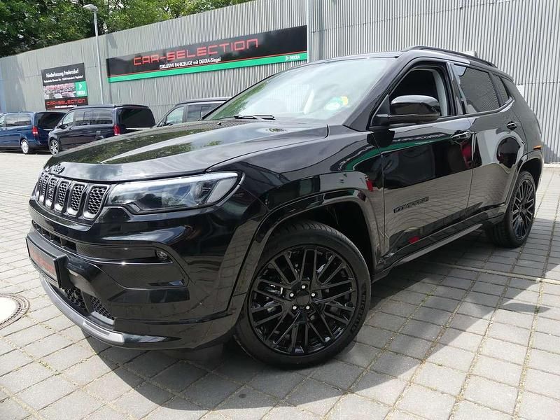 Gebraucht Jeep Compass 131 PS (96 kW) 2023 Black forest SUV
