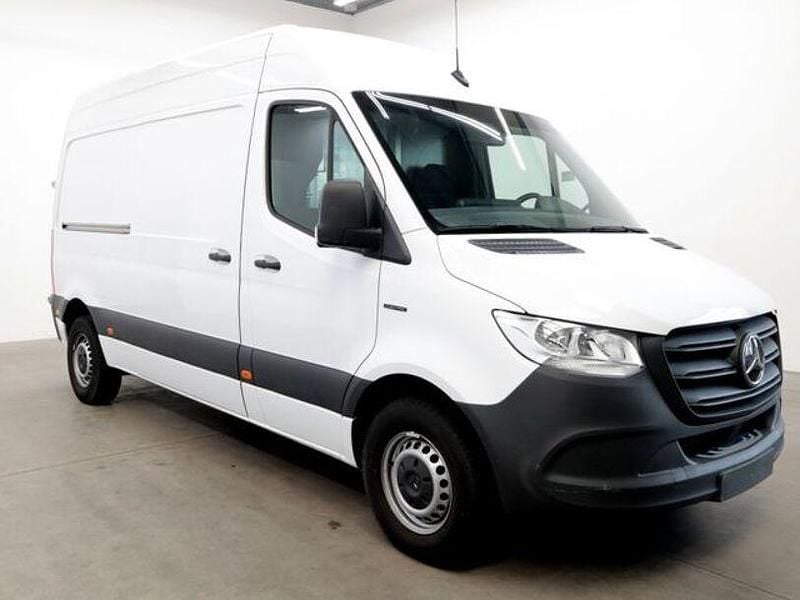 Second-hand Mercedes E-Sprinter 2021 Alb Van