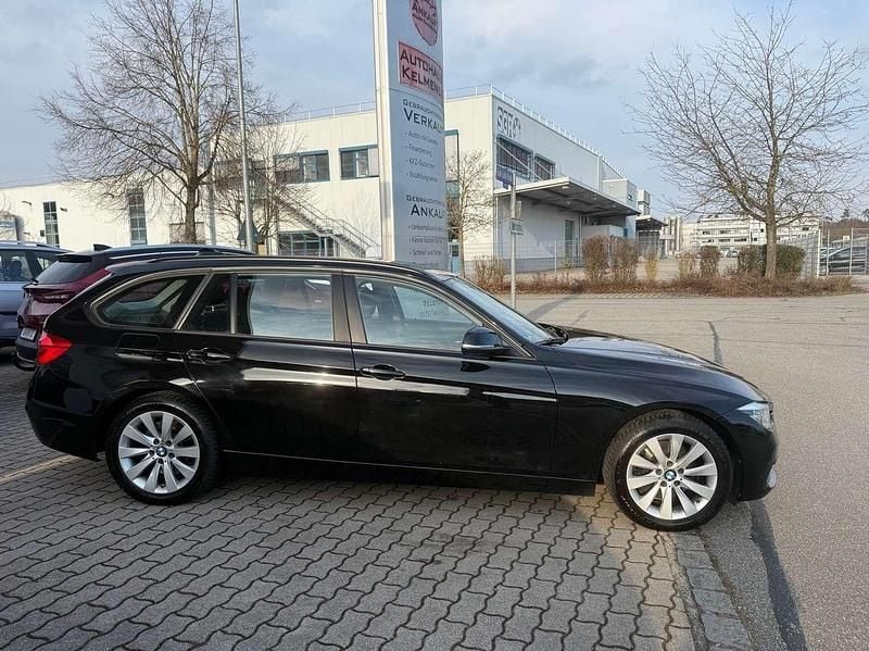 Gebraucht BMW 330 Advantage 258 PS (189 kW) 2018 Schwarz ii Kombi