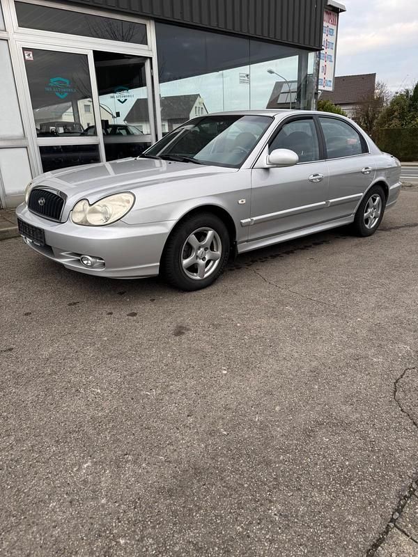 Gebraucht Hyundai Sonata GLS 173 PS (127 kW) 2005 Silber Limousine