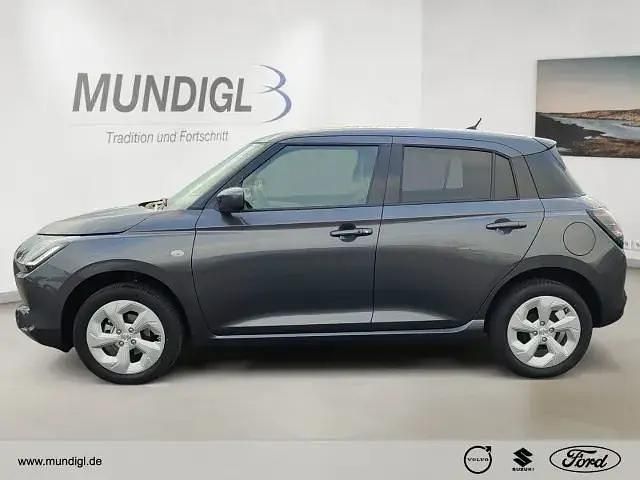 Gebraucht Suzuki Swift Comfort 83 PS (61 kW) 2025 Mineral grey metallic (grau) Kleinwagen