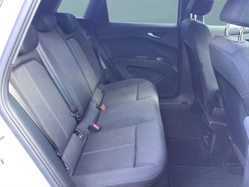 Gebraucht Audi Q4 e-tron 150 kW (204 PS) 2022 Grau SUV