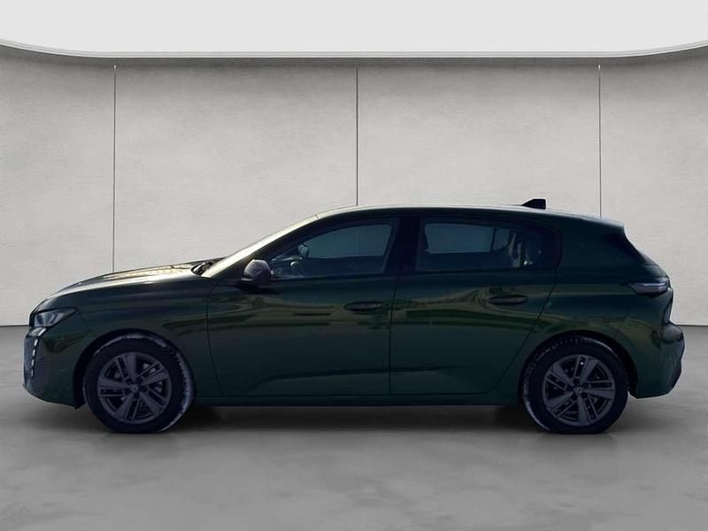 Gebraucht Peugeot 308 Active 131 PS (96 kW) 2023 Grün Limousine