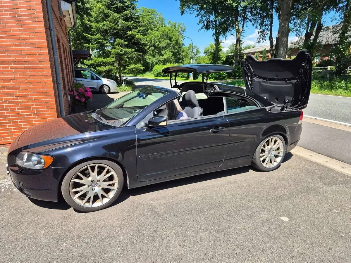 Gebraucht Volvo C70 204 PS (150 kW) 2007 Schwarz Cabrio