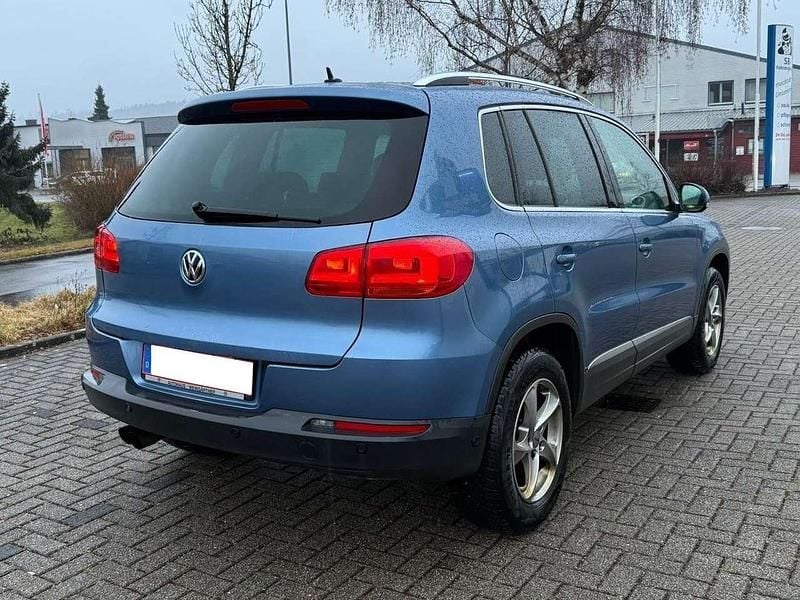 Gebraucht VW Tiguan Life 160 PS (117 kW) 2013 Blau SUV