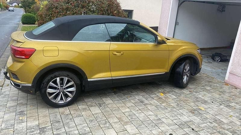Gebraucht VW T-Roc Cabriolet Style 110 PS (80 kW) 2020 Gelb Cabrio
