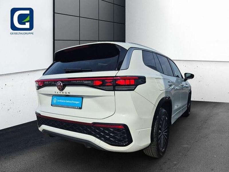 Gebraucht VW Tayron R-line 193 PS (141 kW) 2025 Weiß SUV