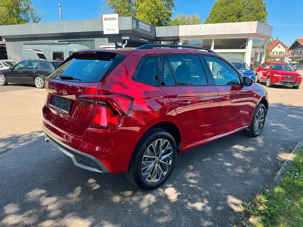 Gebraucht Skoda Kamiq Tour 150 PS (110 kW) 2022 Rot SUV