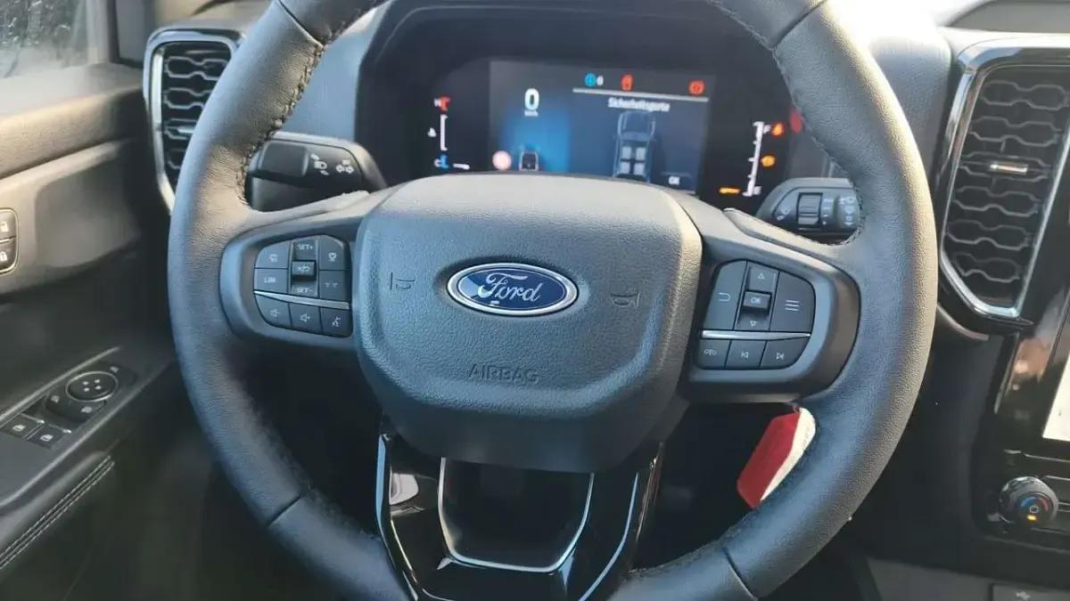 Nowe Ford Ranger XLT 170 KM (125 kW) 2025 Biały Pickup