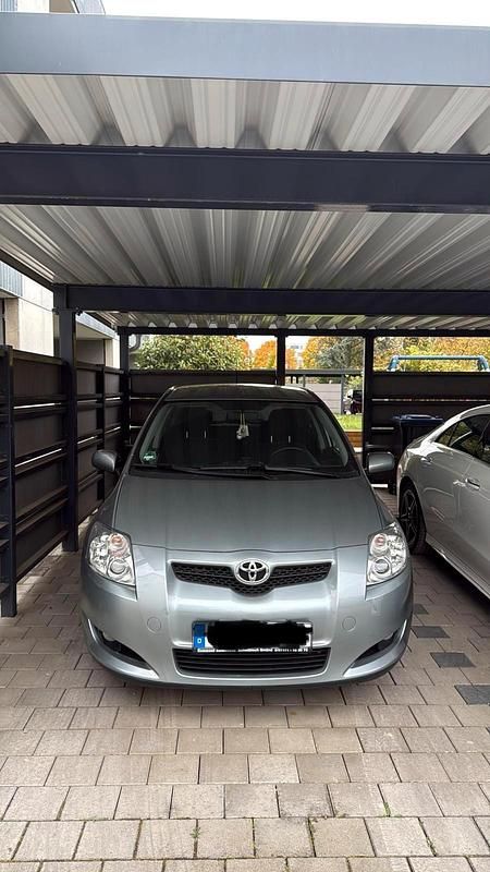 Gebraucht Toyota Auris 98 PS (72 kW) 2008 Grau Kleinwagen