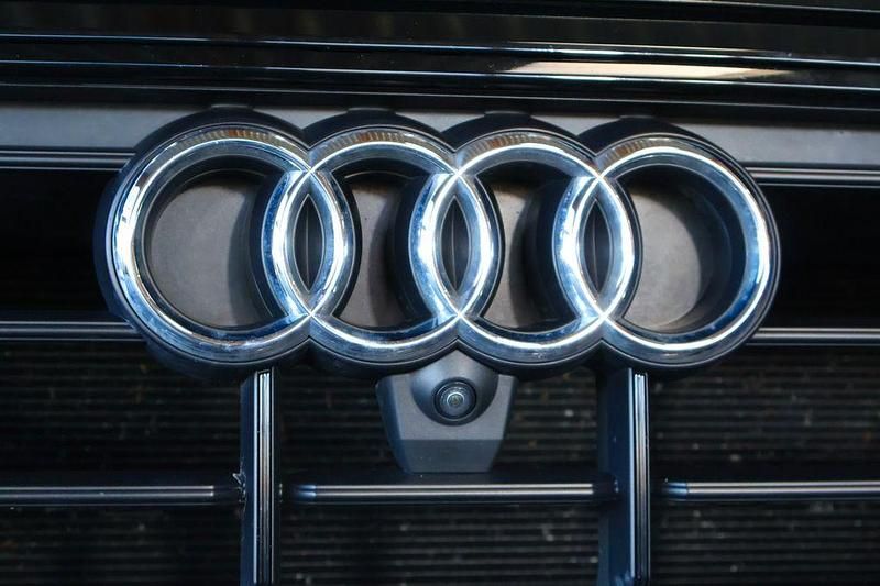 Gebraucht Audi Q8 Sport 340 PS (250 kW) 2020 Schwarz SUV