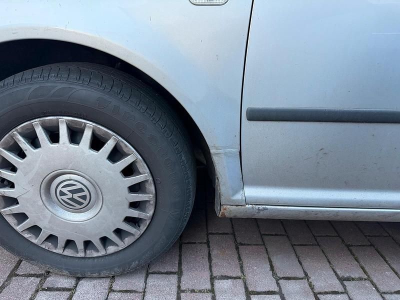 Gebraucht VW Golf IV 101 PS (74 kW) 2000 Silber Kleinwagen