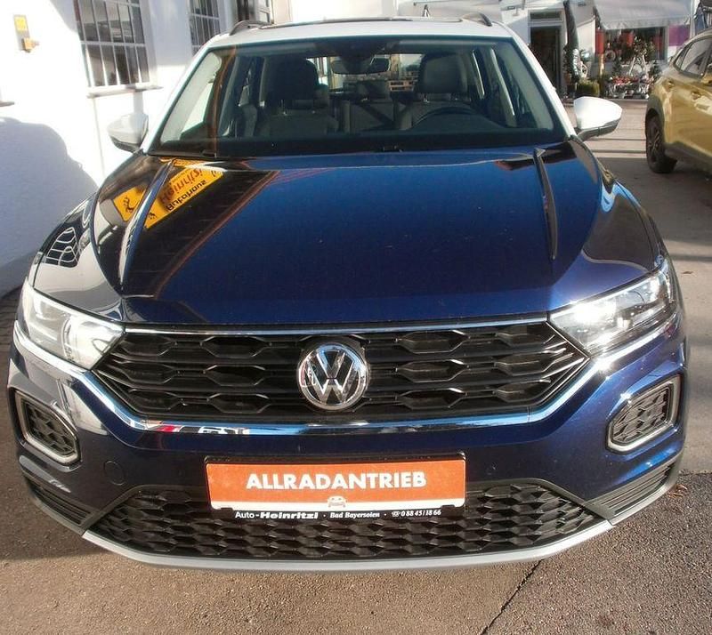 Gebraucht VW T-Roc 150 PS (110 kW) 2020 Blau SUV