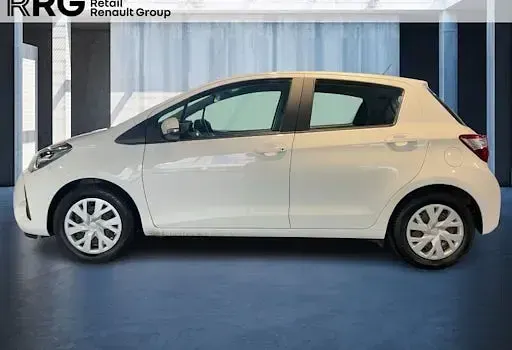 Gebraucht Toyota Yaris Comfort 111 PS (81 kW) 2020 Weiß Limousine
