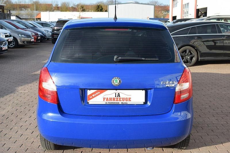 Gebraucht Skoda Fabia Cool Edition 60 PS (44 kW) 2012 Blau Kleinwagen