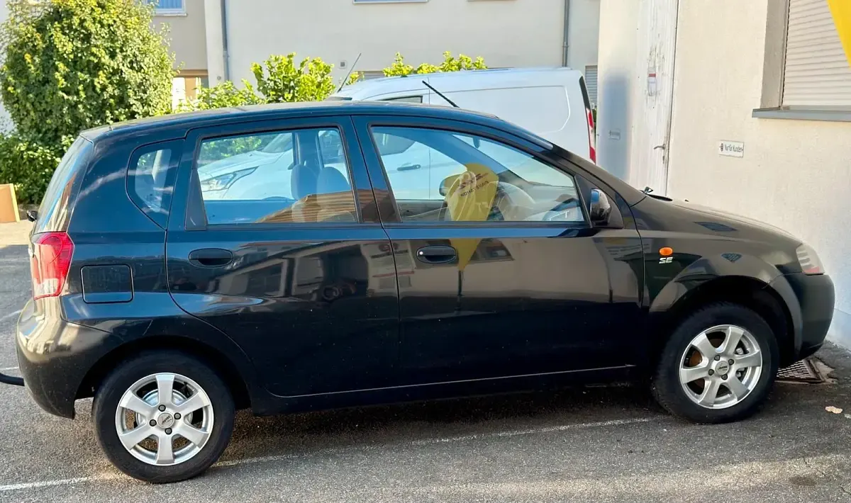 Gebraucht Chevrolet Kalos SE 94 PS (69 kW) 2004 Schwarz Kleinwagen