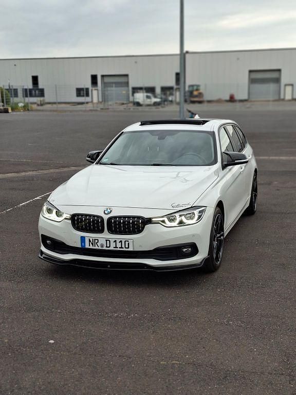 Weiß Gebraucht 2016 BMW 320 Luxury Line Kombi | 14.000 € (Fairer Preis) - Bild 1/4