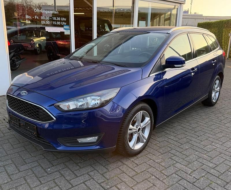 Blau Gebraucht 2016 Ford Focus Sport Kombi | 5.200 € (Superpreis) - Bild 1/4
