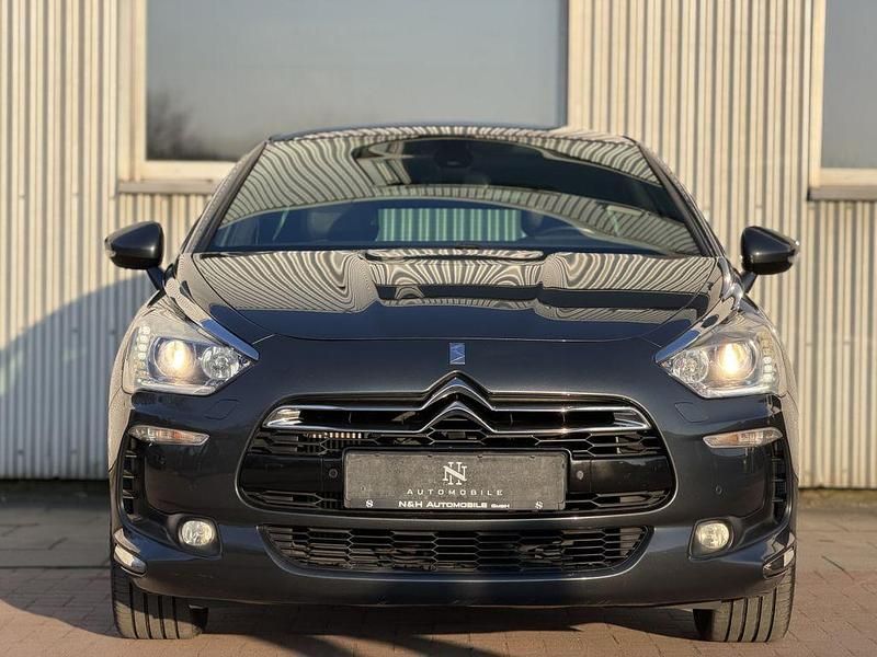 Gebraucht DS Automobiles DS5 156 PS (114 kW) 2016 Grau Kleinwagen
