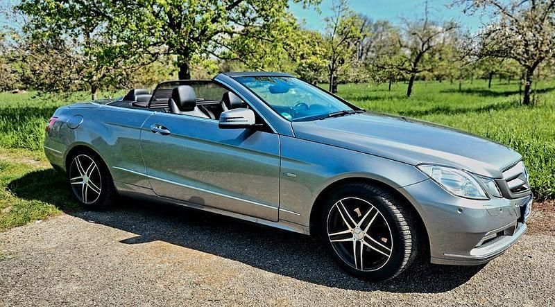 Gebraucht Mercedes 200 184 PS (135 kW) 2010 Grau Cabrio