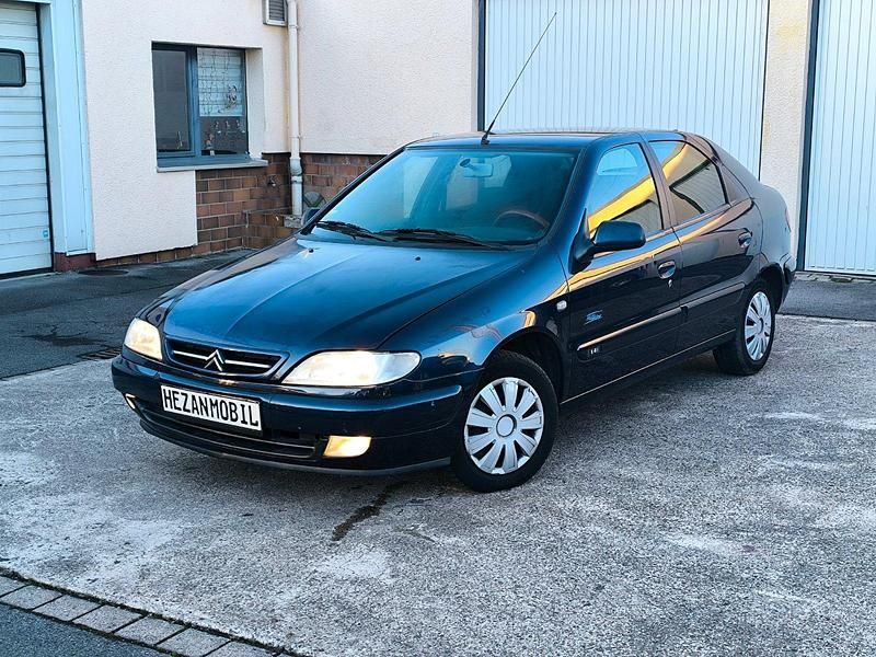 Gebraucht Citroën Xsara 75 PS (55 kW) 2000 Blau Limousine