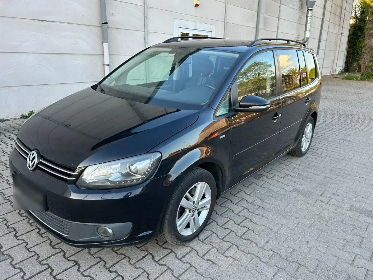 Gebraucht VW Touran Match 140 PS (102 kW) 2012 Schwarz Van / Kleinbus
