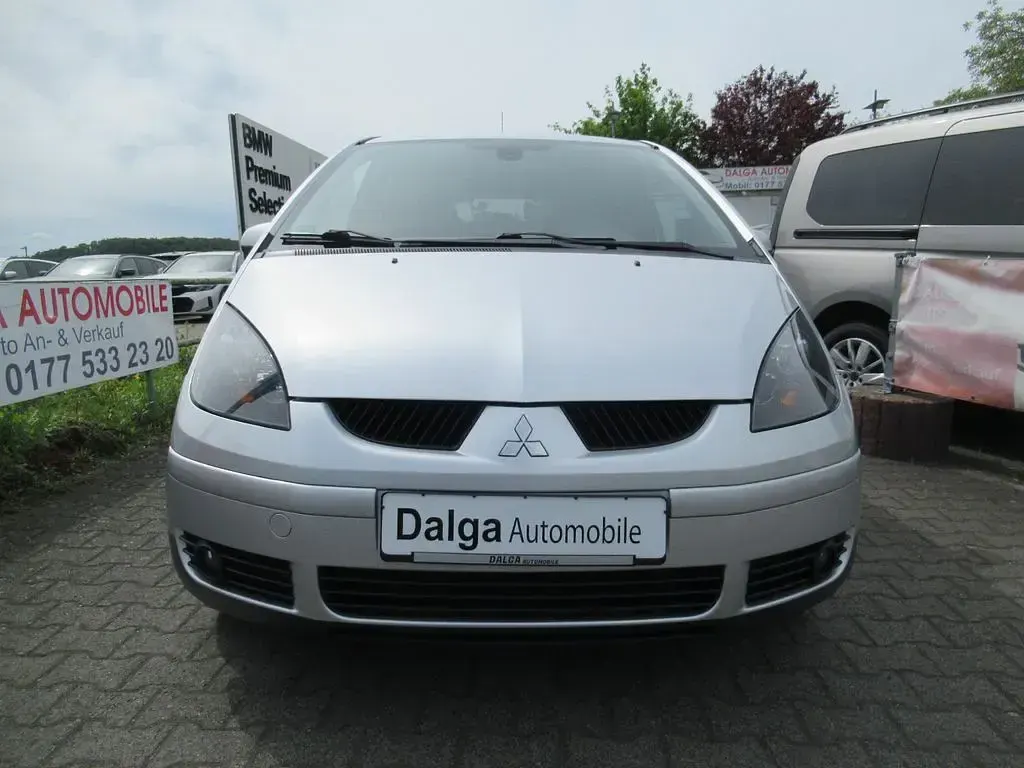 Gebraucht Mitsubishi Colt Plus 95 PS (69 kW) 2008 Silber Limousine