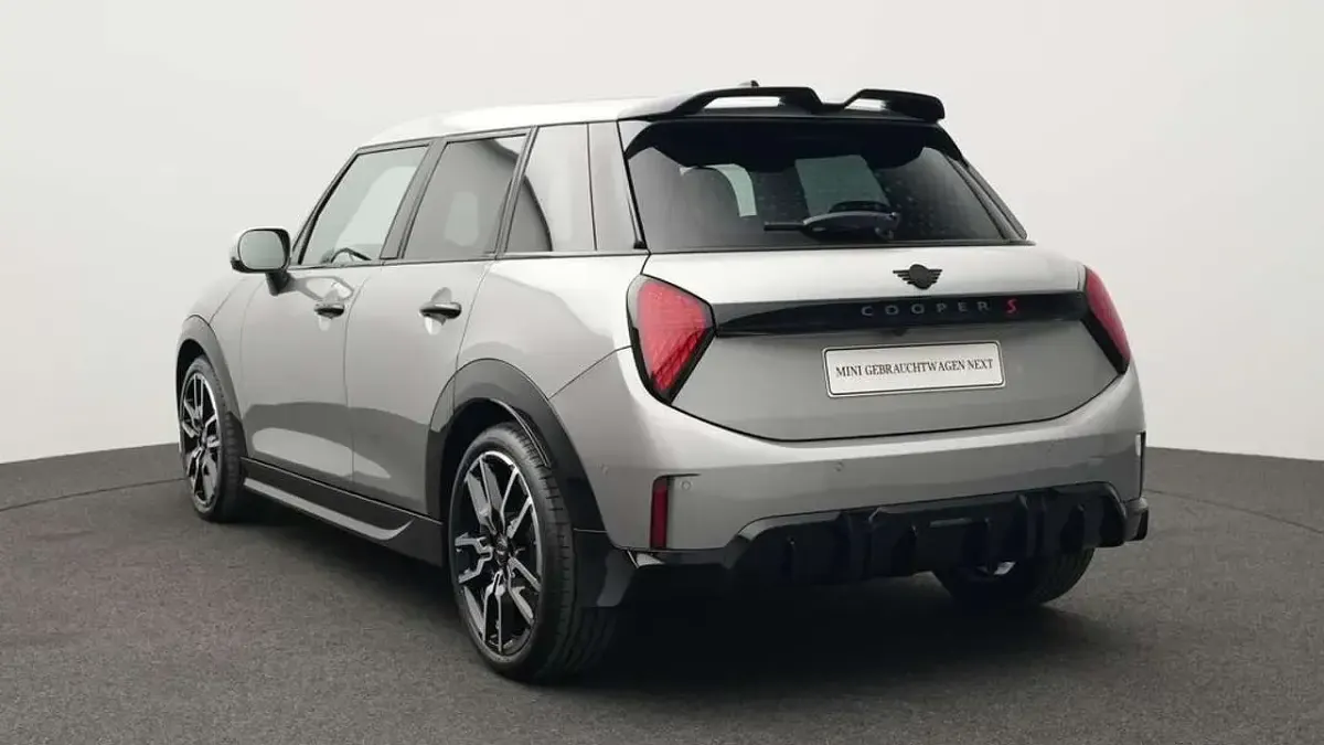 Gebraucht Mini John Cooper Works 204 PS (150 kW) 2025 Grau Kleinwagen
