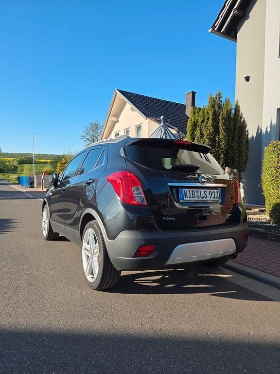 Gebraucht Opel Mokka 131 PS (96 kW) 2014 Schwarz SUV