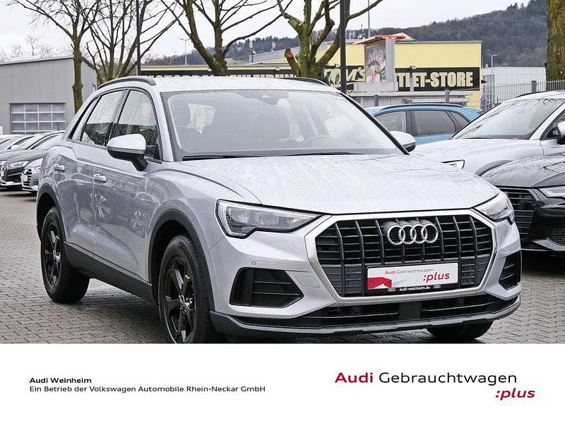 Gebraucht Audi Q3 Ambiente 150 PS (110 kW) 2022 Florettsilber metallic SUV