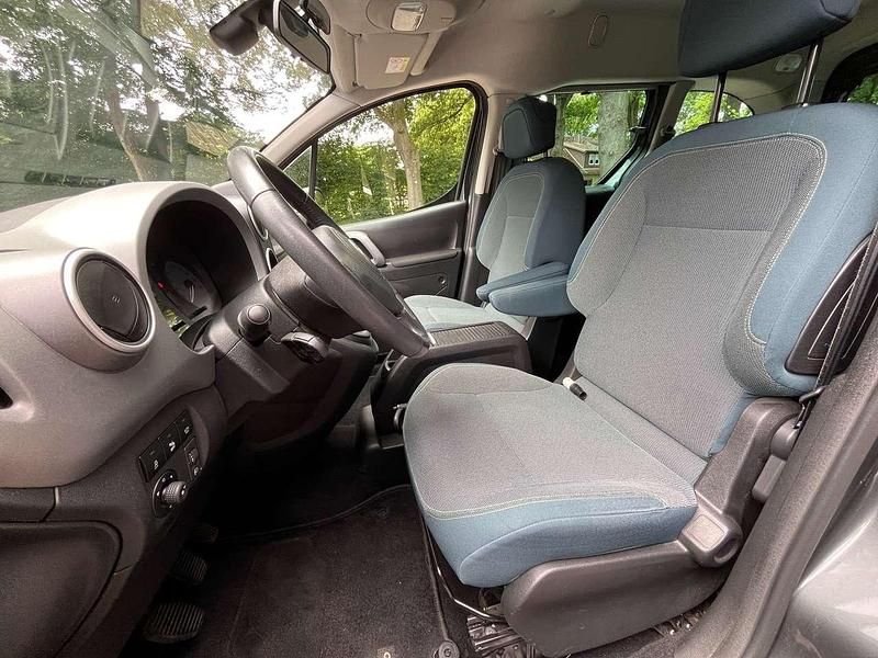 Gebraucht Citroën Berlingo PureTech 110 PS (80 kW) 2018 Grau Van / Kleinbus